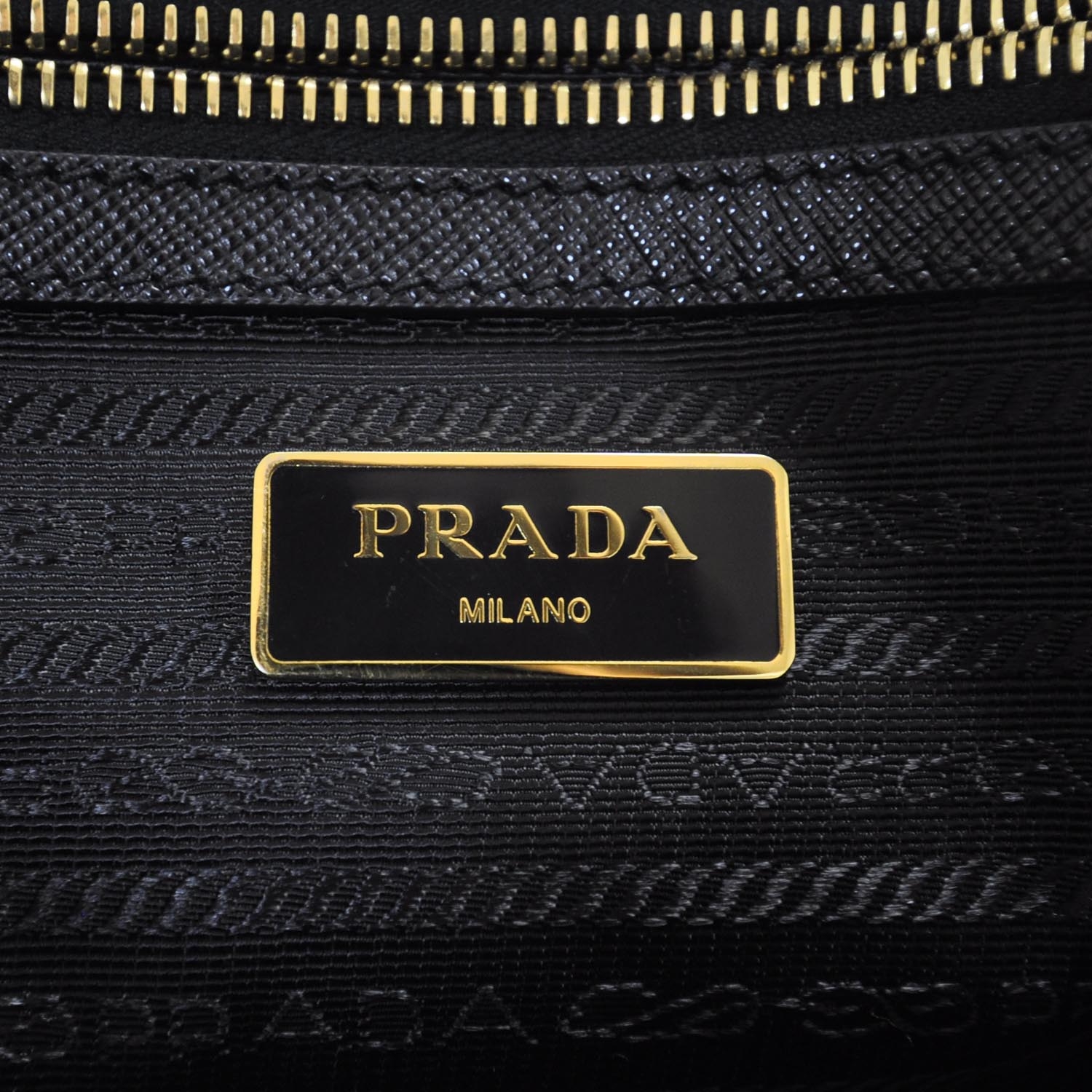 PRADA Saffiano Lux Tote Nero Black 27180 | FASHIONPHILE