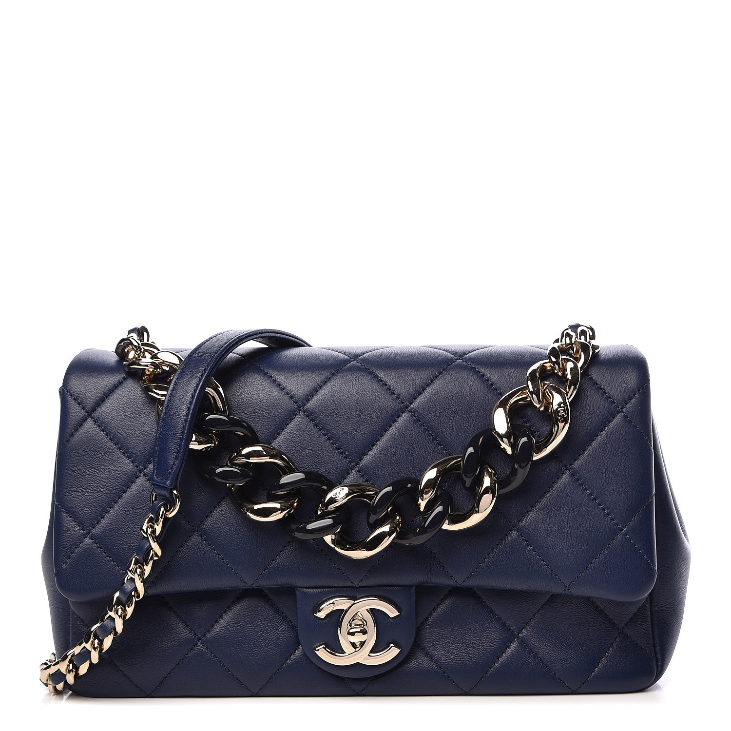 chanel navy quilted bag