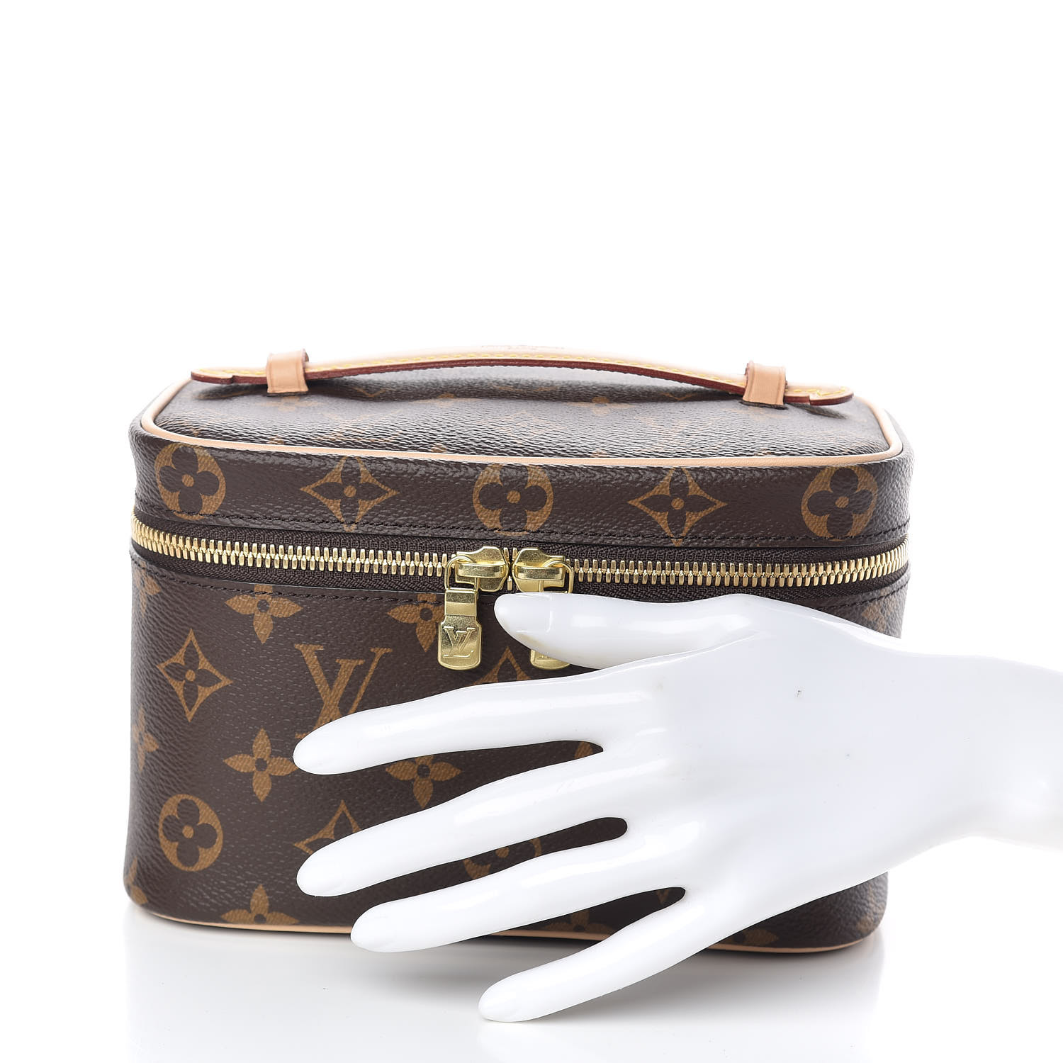 Mid-20th Century Louis Vuitton Train Case Vanity Travel Make Up Box at  1stDibs
