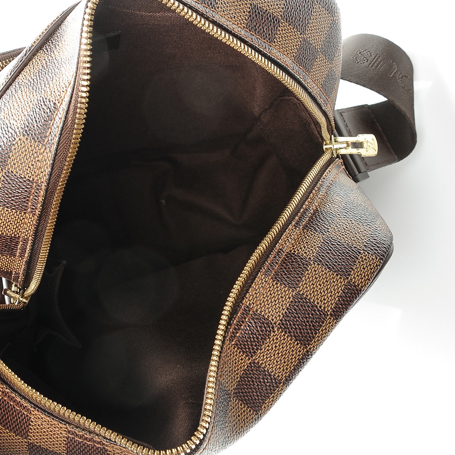 Louis Vuitton Olav Handbag Damier MM - ShopStyle Shoulder Bags