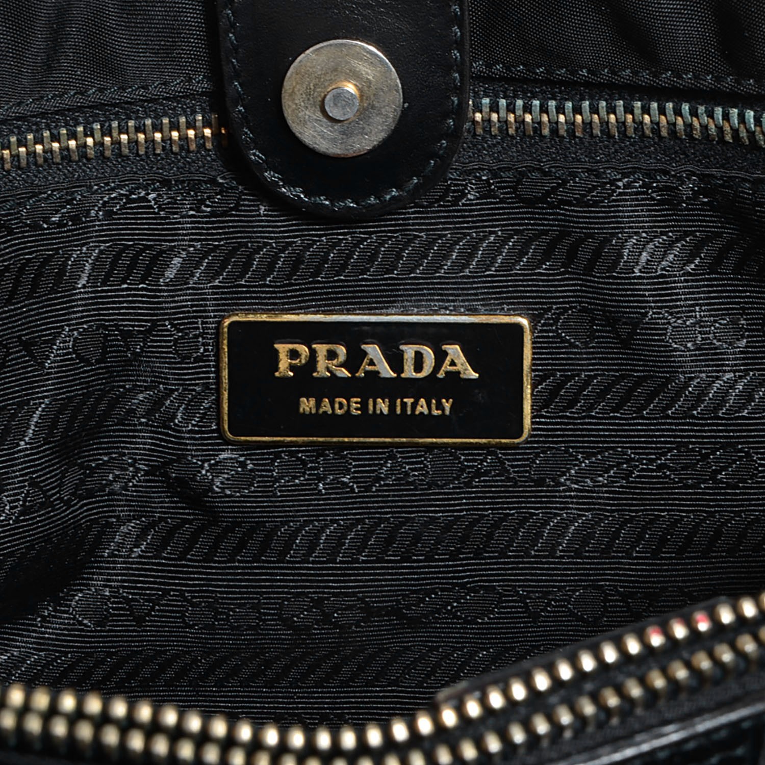 PRADA Tessuto Nylon Tote Nero Black 98661 | FASHIONPHILE