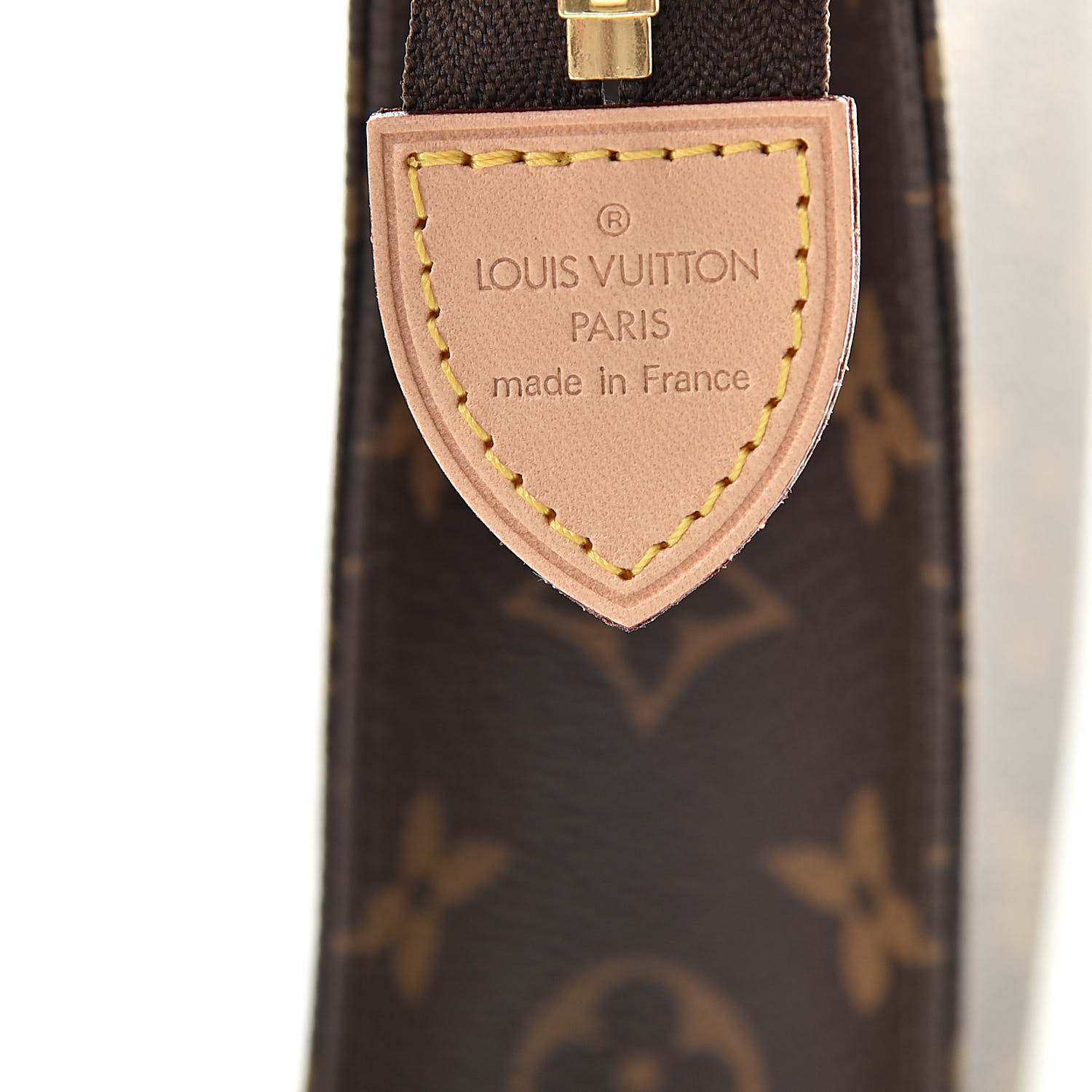 louis vuitton womens pouch