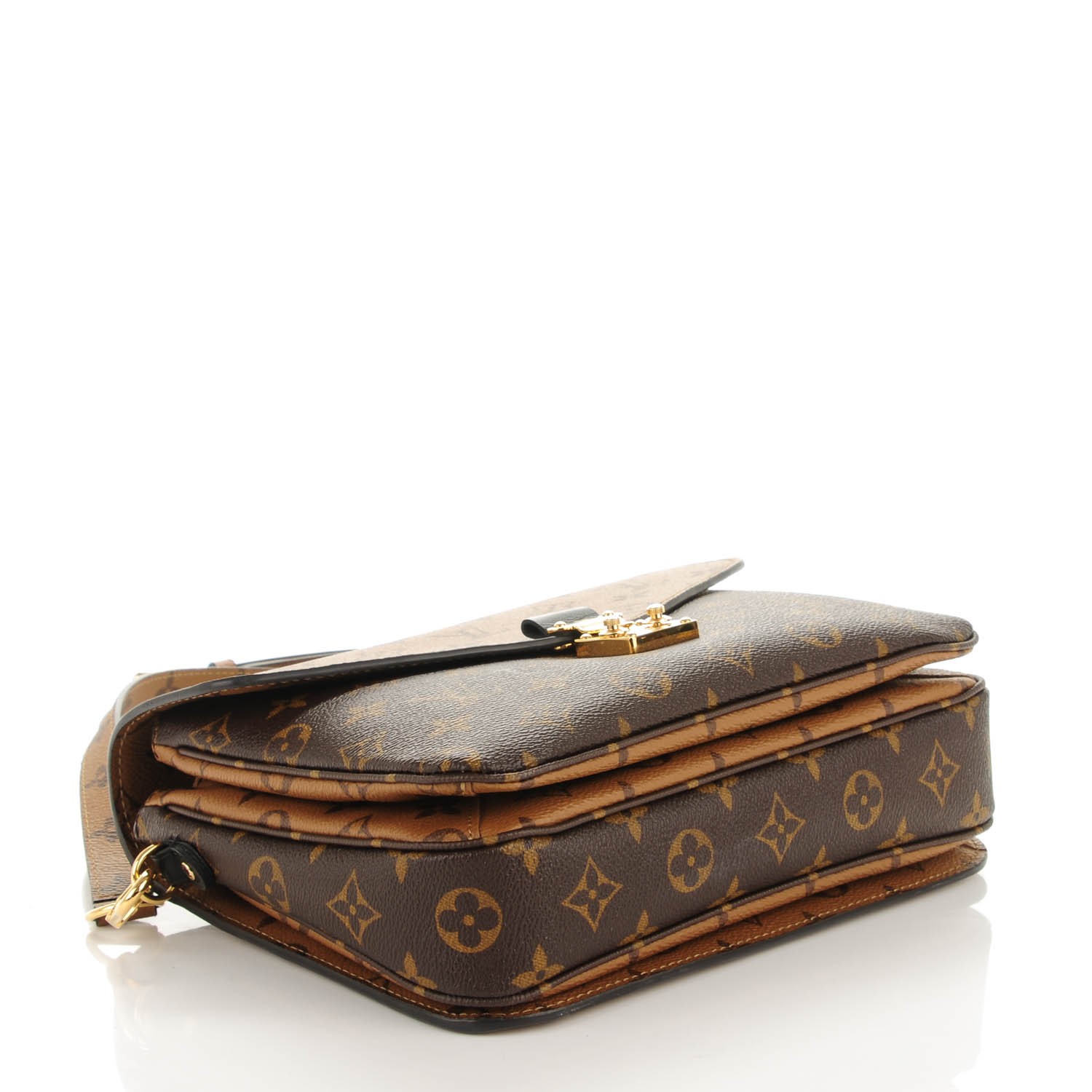 louis vuitton reverse pochette