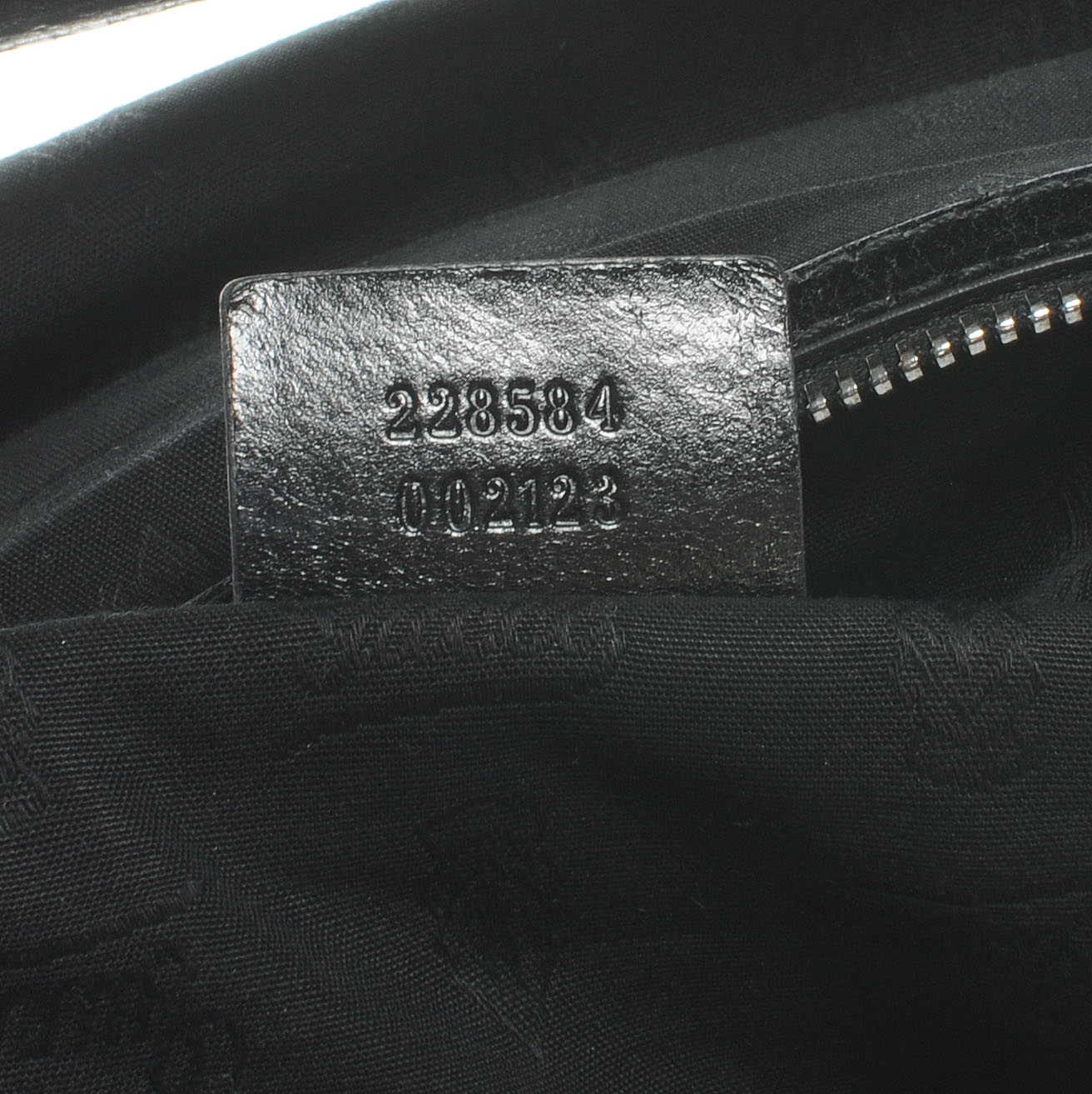 GUCCI Icon Bit Medium Bag Iridescent Leather Black 44789 | FASHIONPHILE