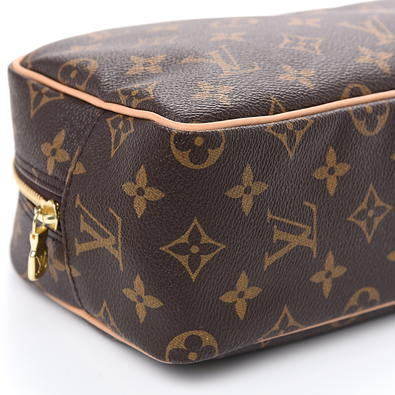 louis vuitton toiletries bag