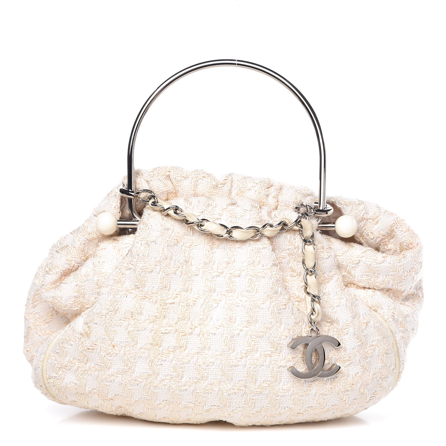 chanel boucle bag