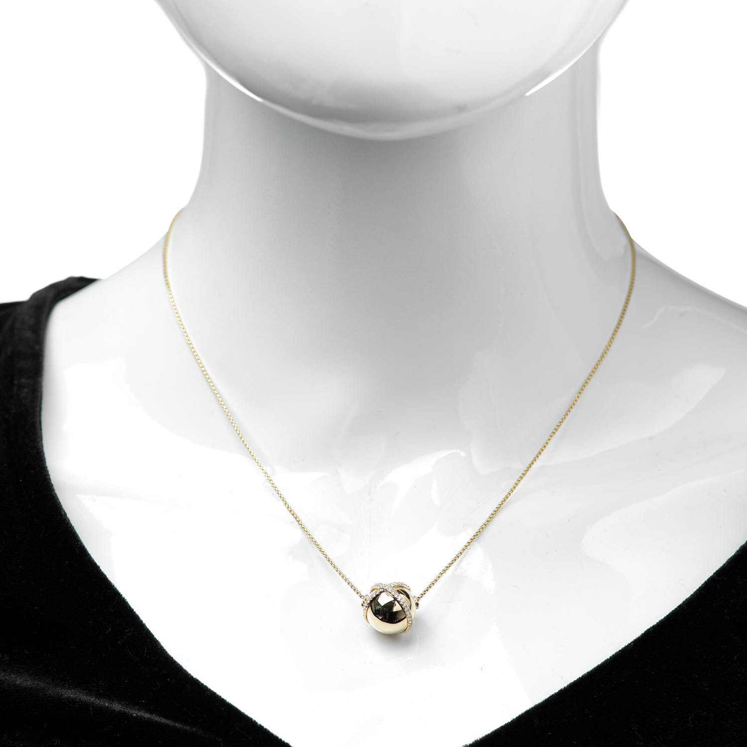 solari pendant necklace with diamonds