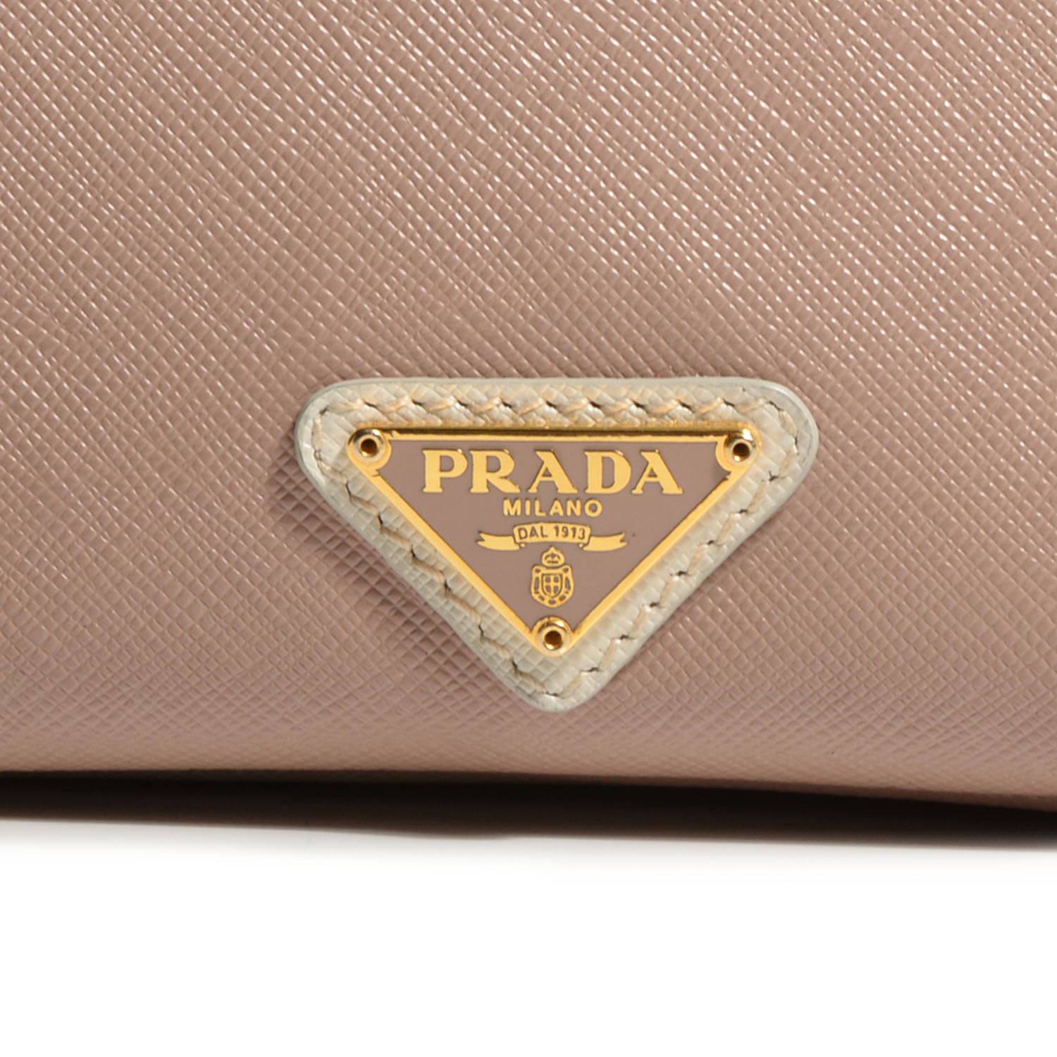 prada saffiano pochette