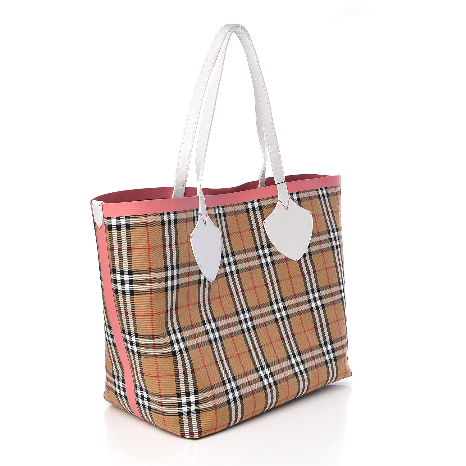 the giant reversible tote in vintage check