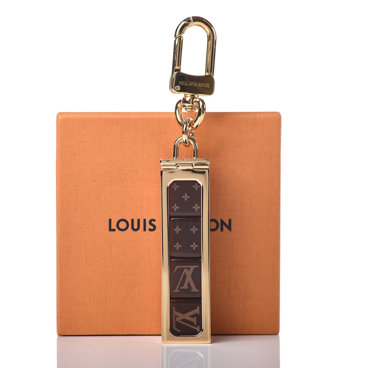 LOUIS VUITTON M68654 Shanghai A Monogram Collector's Keychain