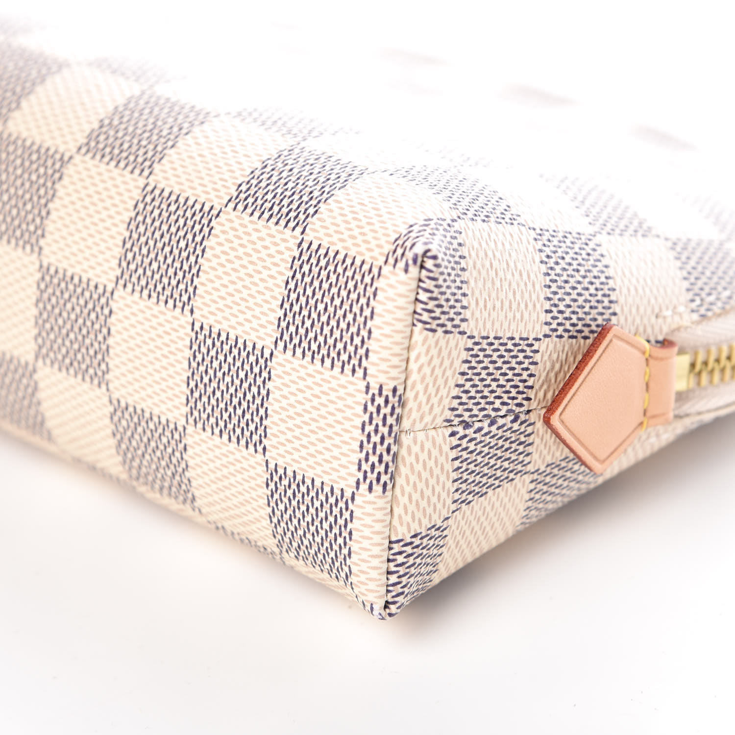 louis vuitton damier pouch