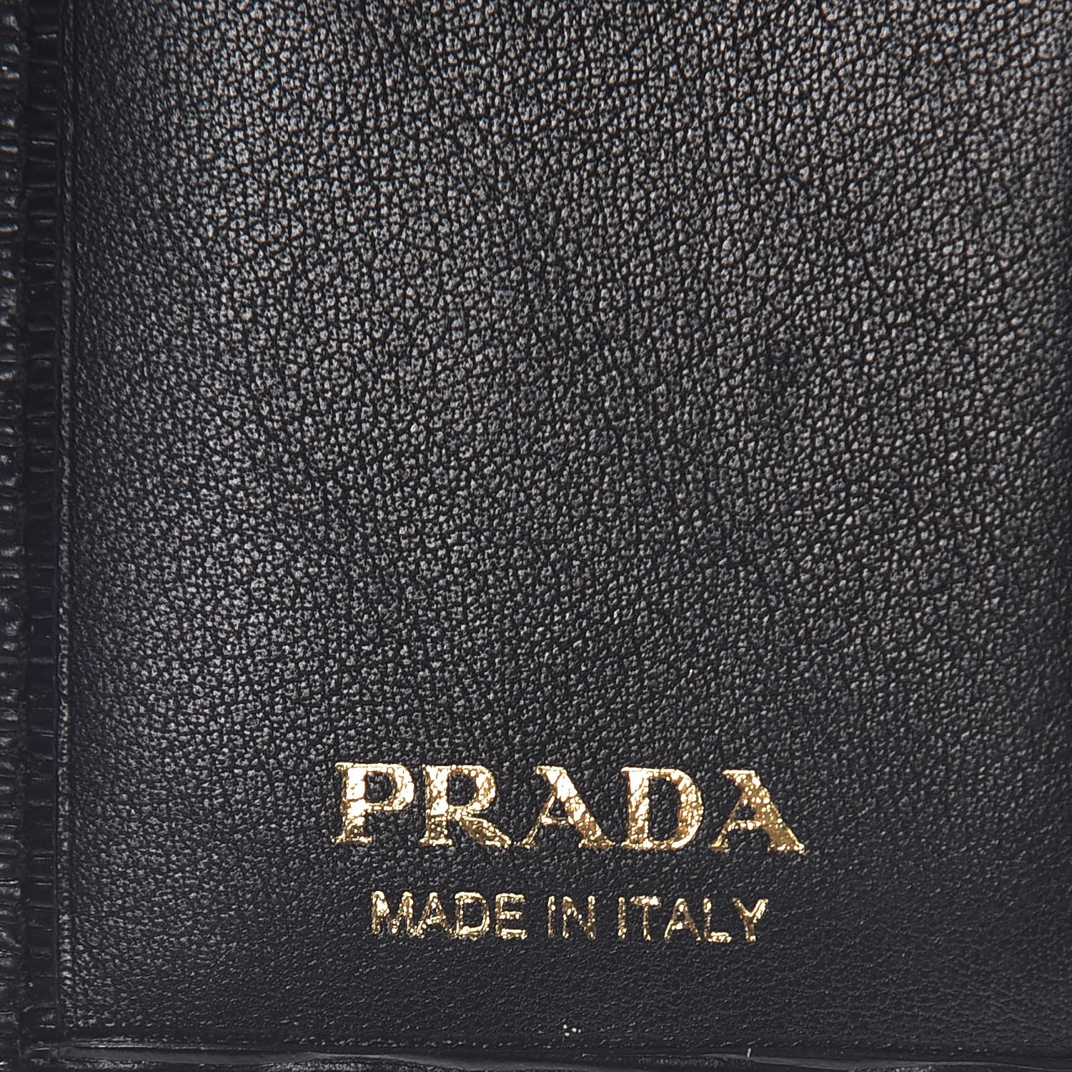 prada mini bandoliera vitello move