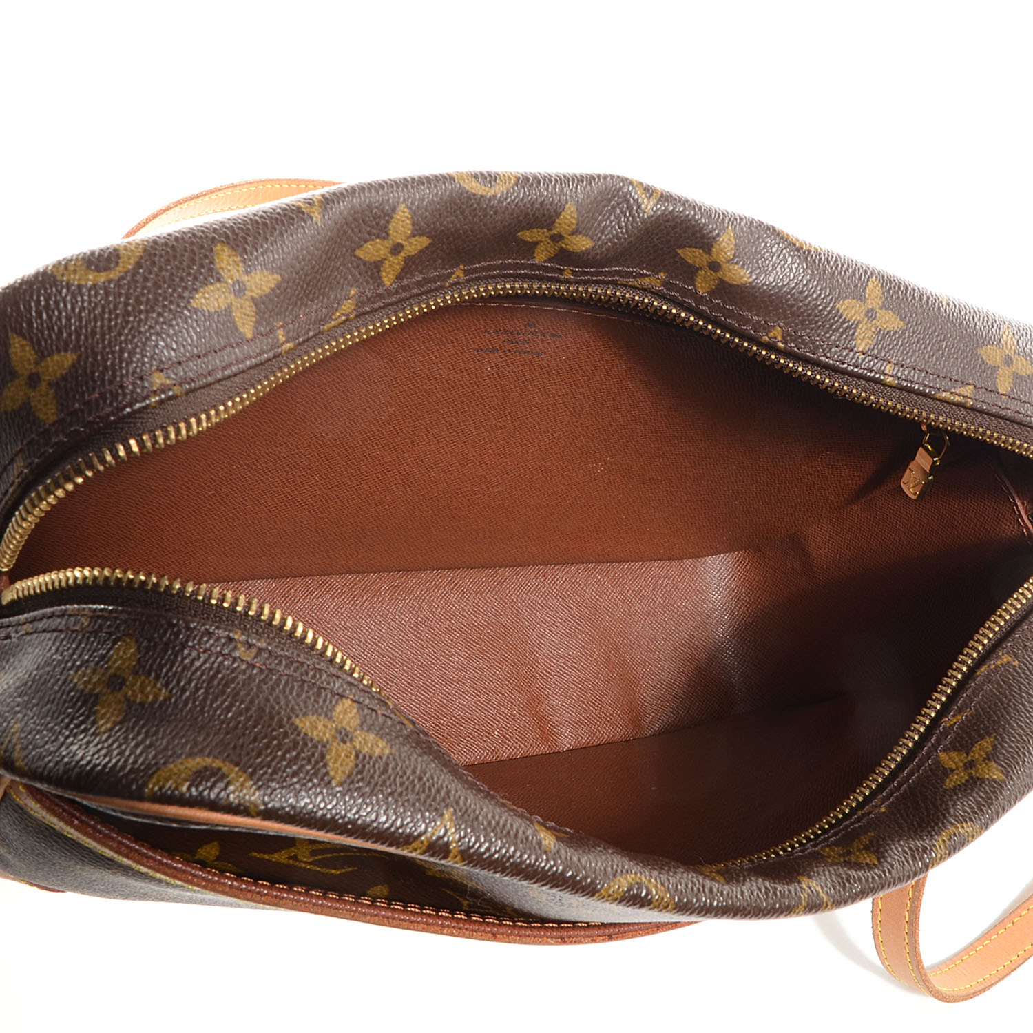 LOUIS VUITTON Monogram Trocadero 27 77608