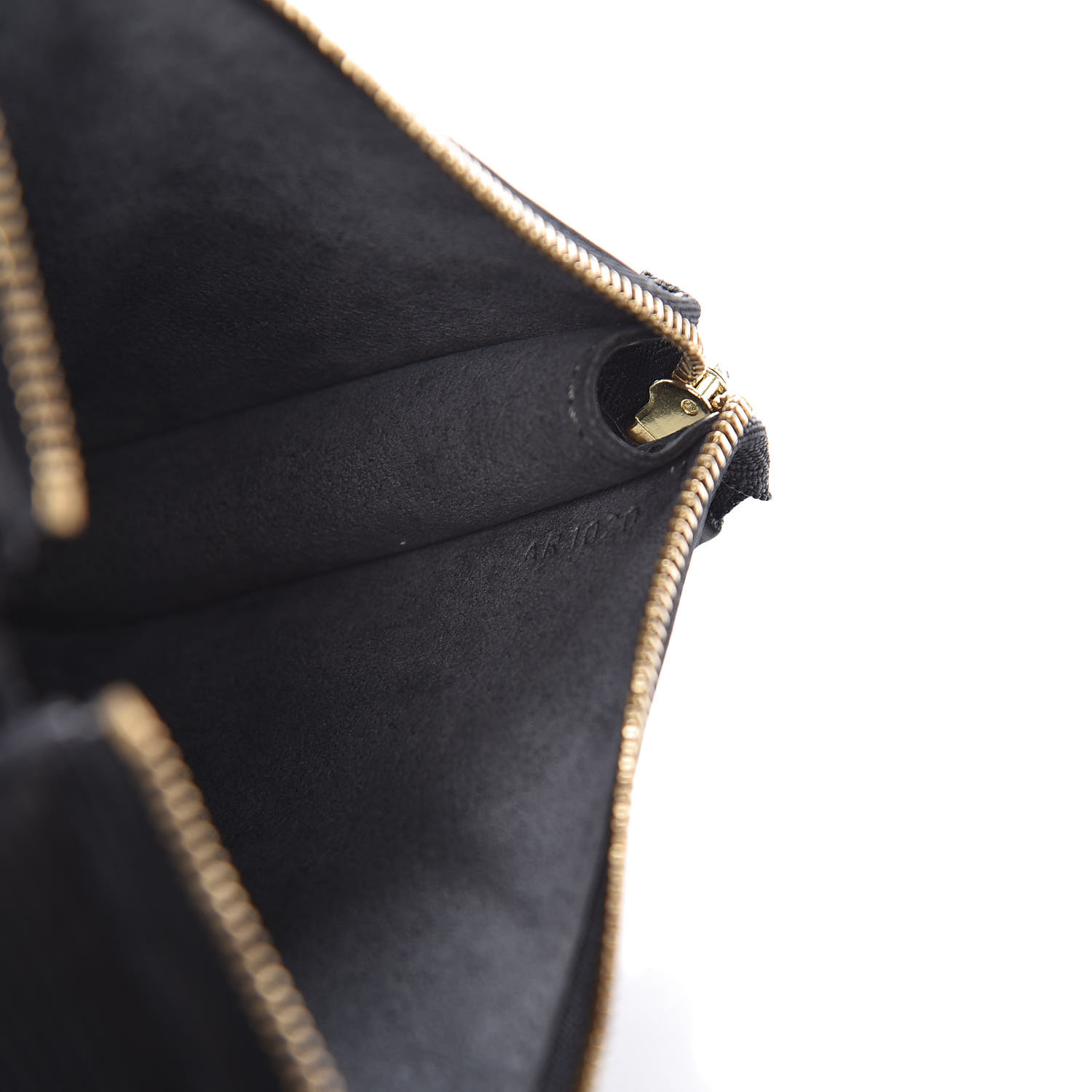 soho medium leather shoulder bag