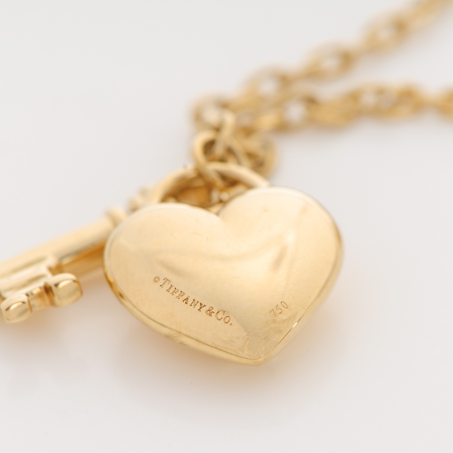 TIFFANY 18K Yellow Gold Heart Lock Pendant Necklace 167799