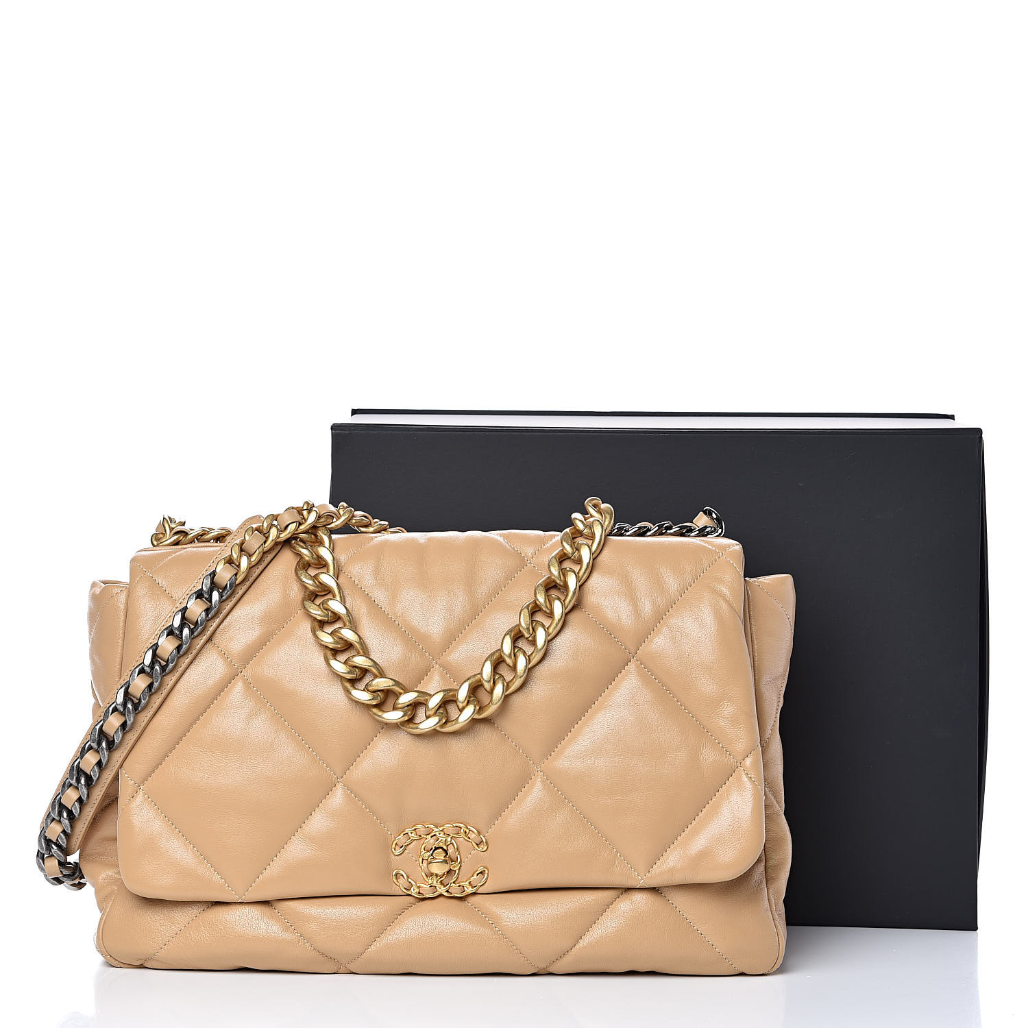 chanel beige 19