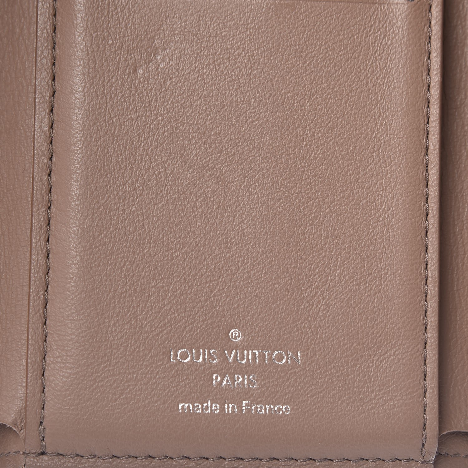 capucine compact wallet