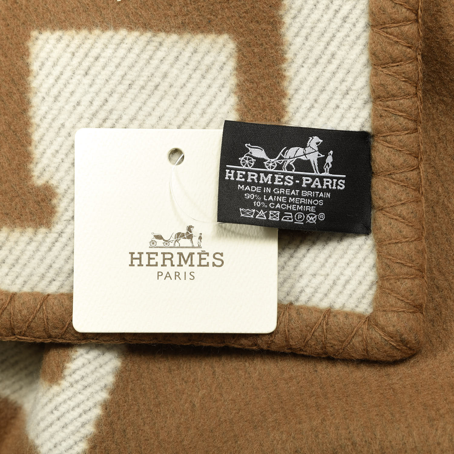 HERMES Wool Cashmere Avalon Blanket Ecru Camel 895631 | FASHIONPHILE