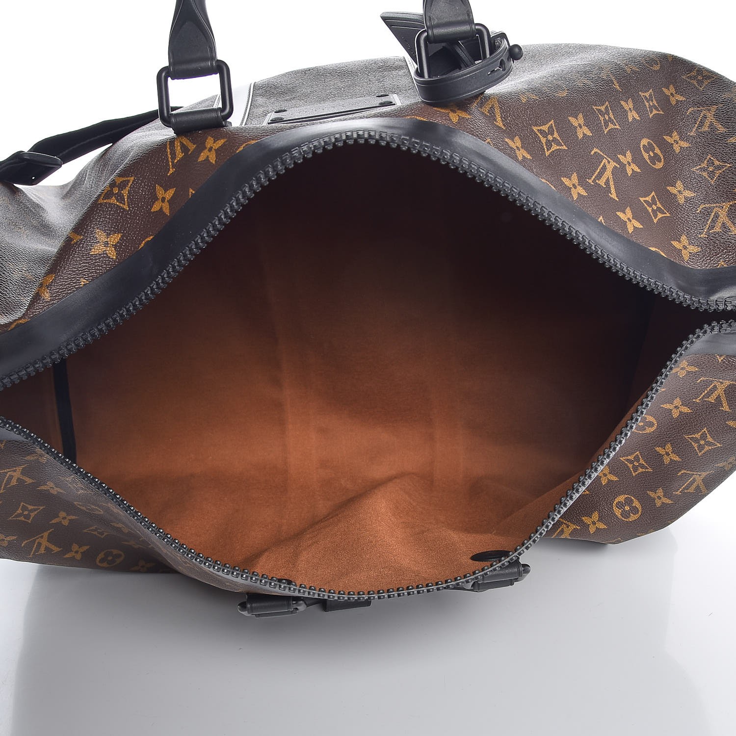 WATERPROOF Louis Vuitton Keepall 55 Review - Promoted by Sean Connery 