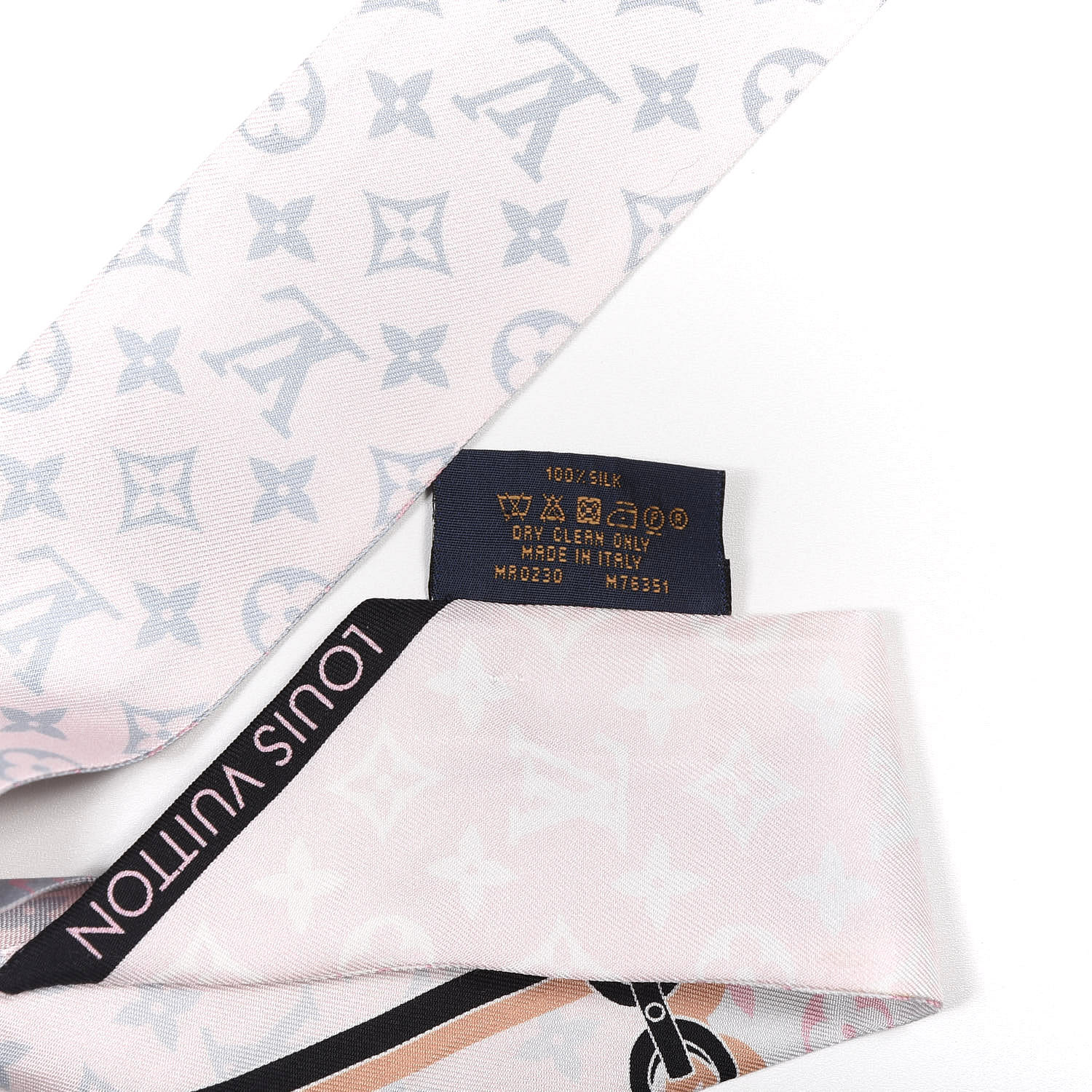 Louis Vuitton, Monogram Confidential Square, scarf. - Bukowskis