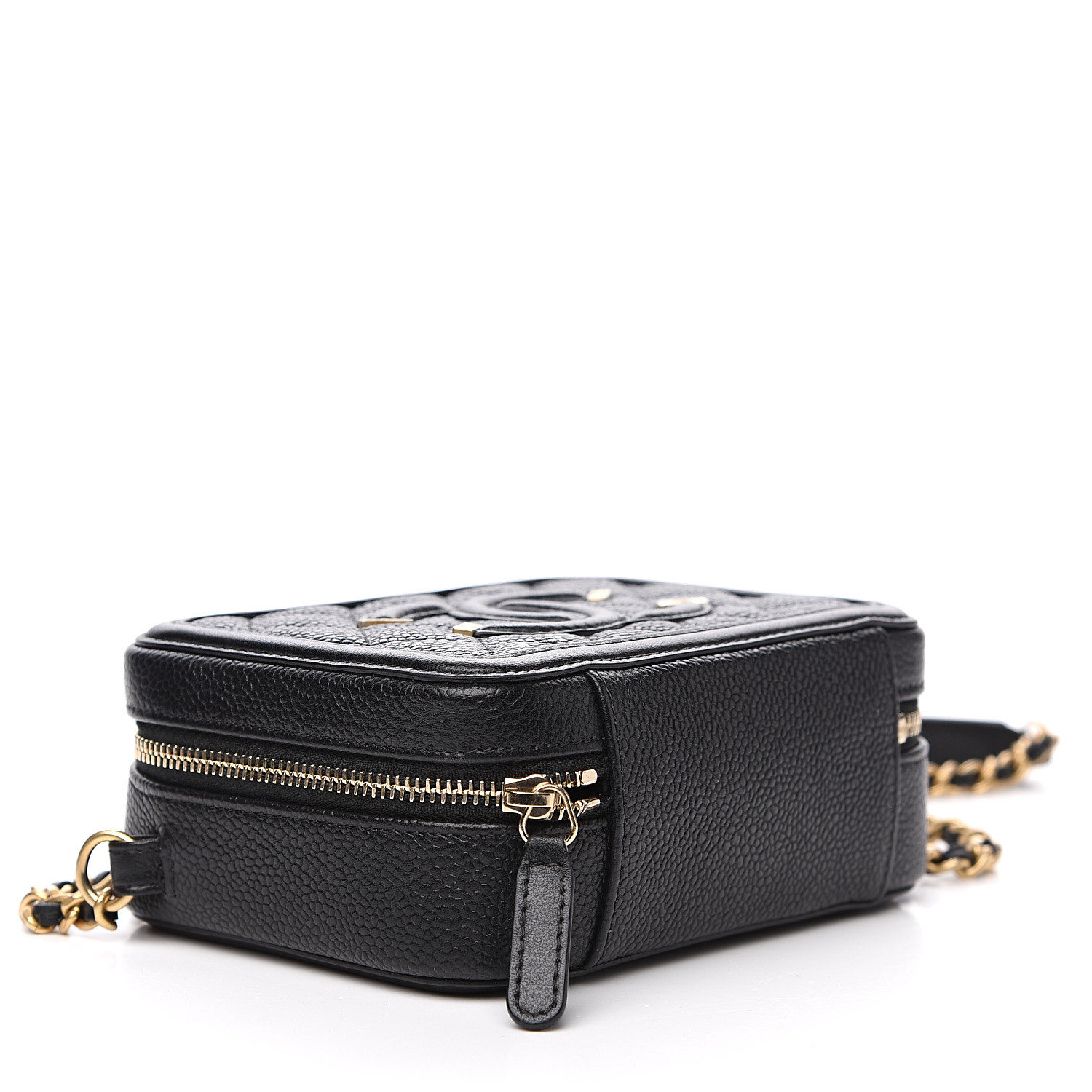 chanel caviar clutch bag