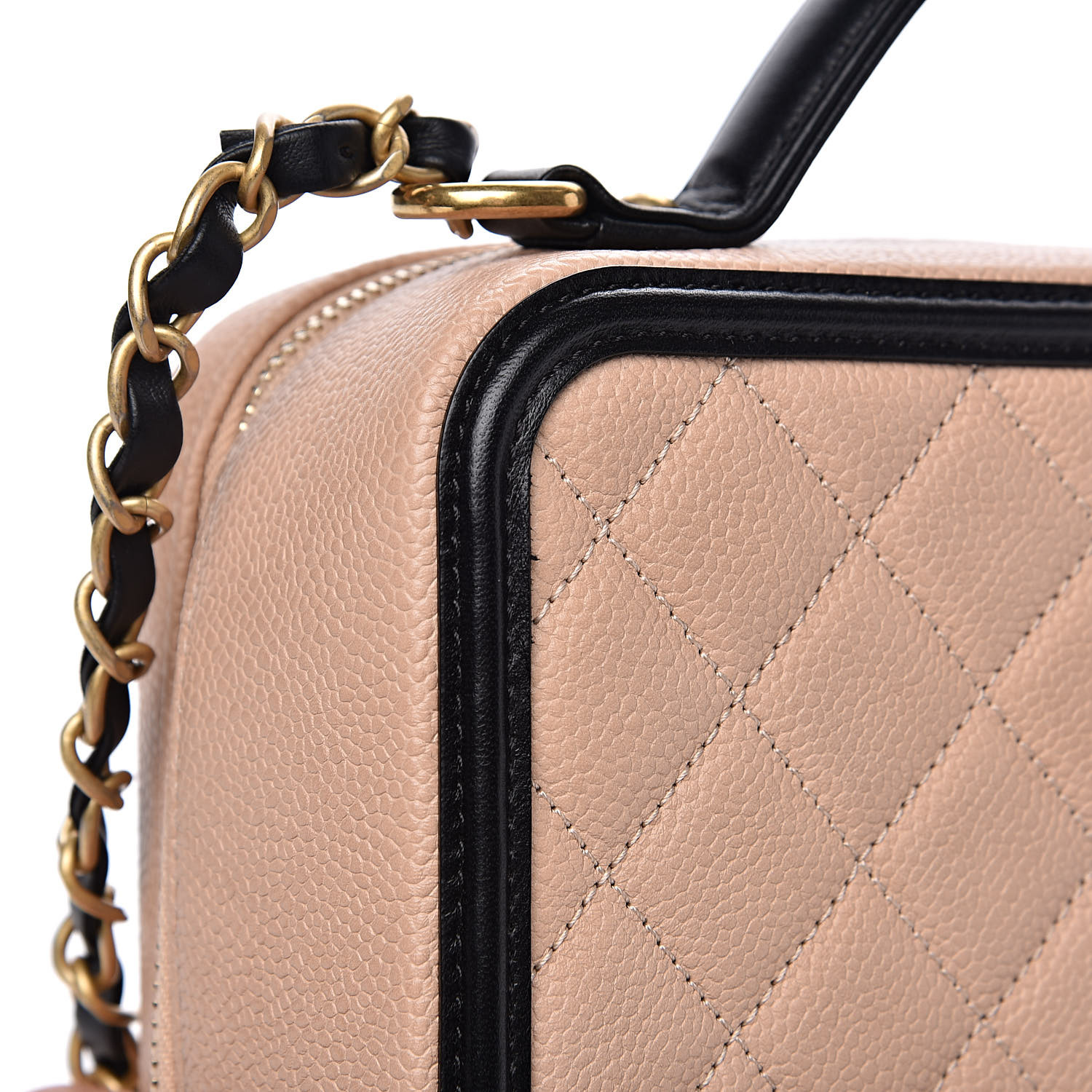 chanel filigree vanity case medium