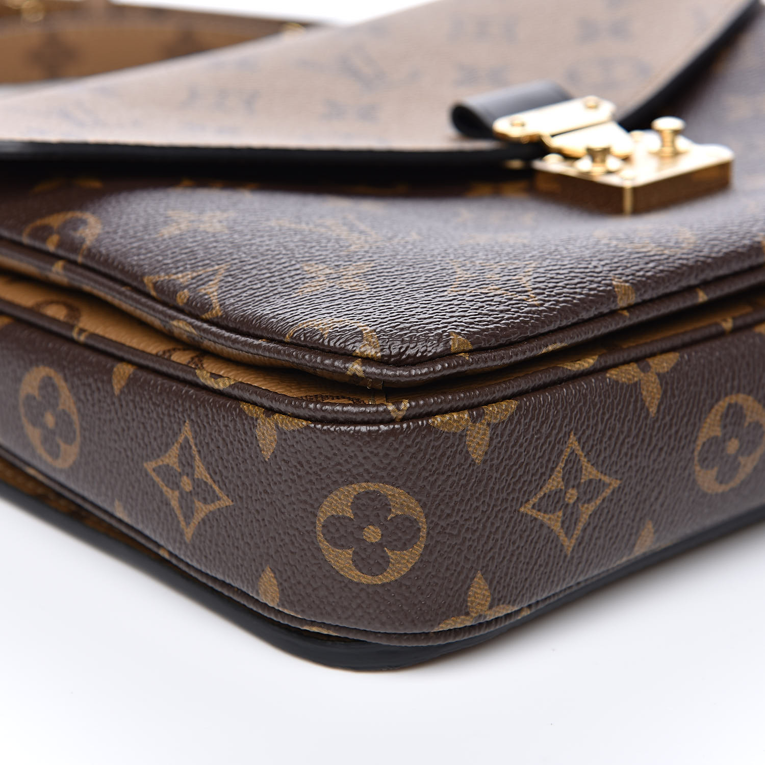 Lv Slim Purse Review