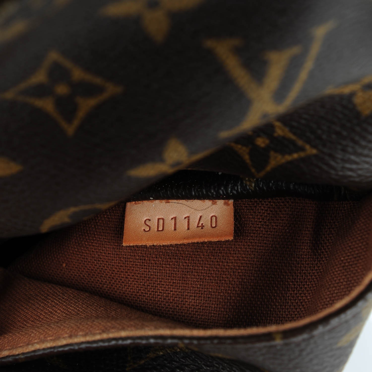 louis vuitton totally mm retail price