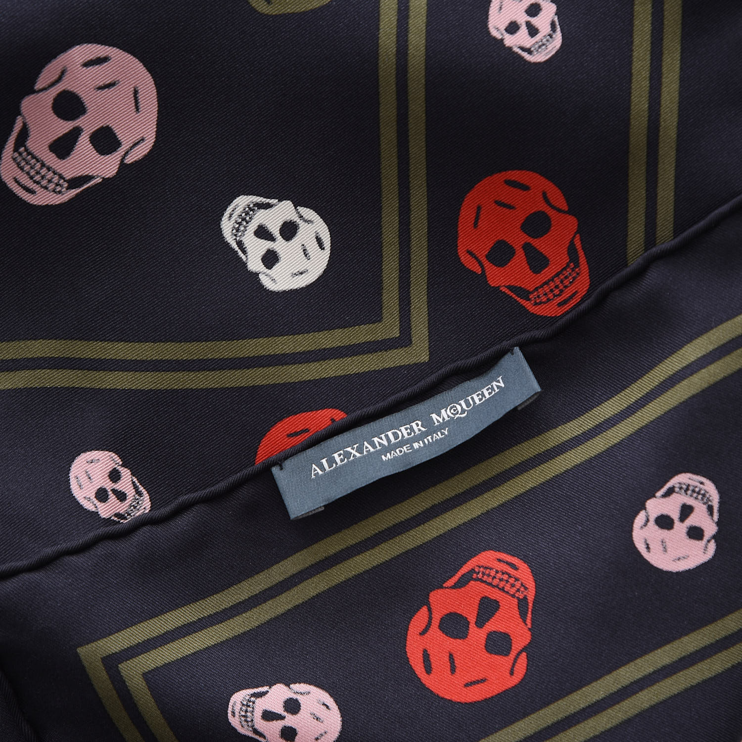 ALEXANDER MCQUEEN Silk Skull Scarf Black Multicolor 503799 | FASHIONPHILE