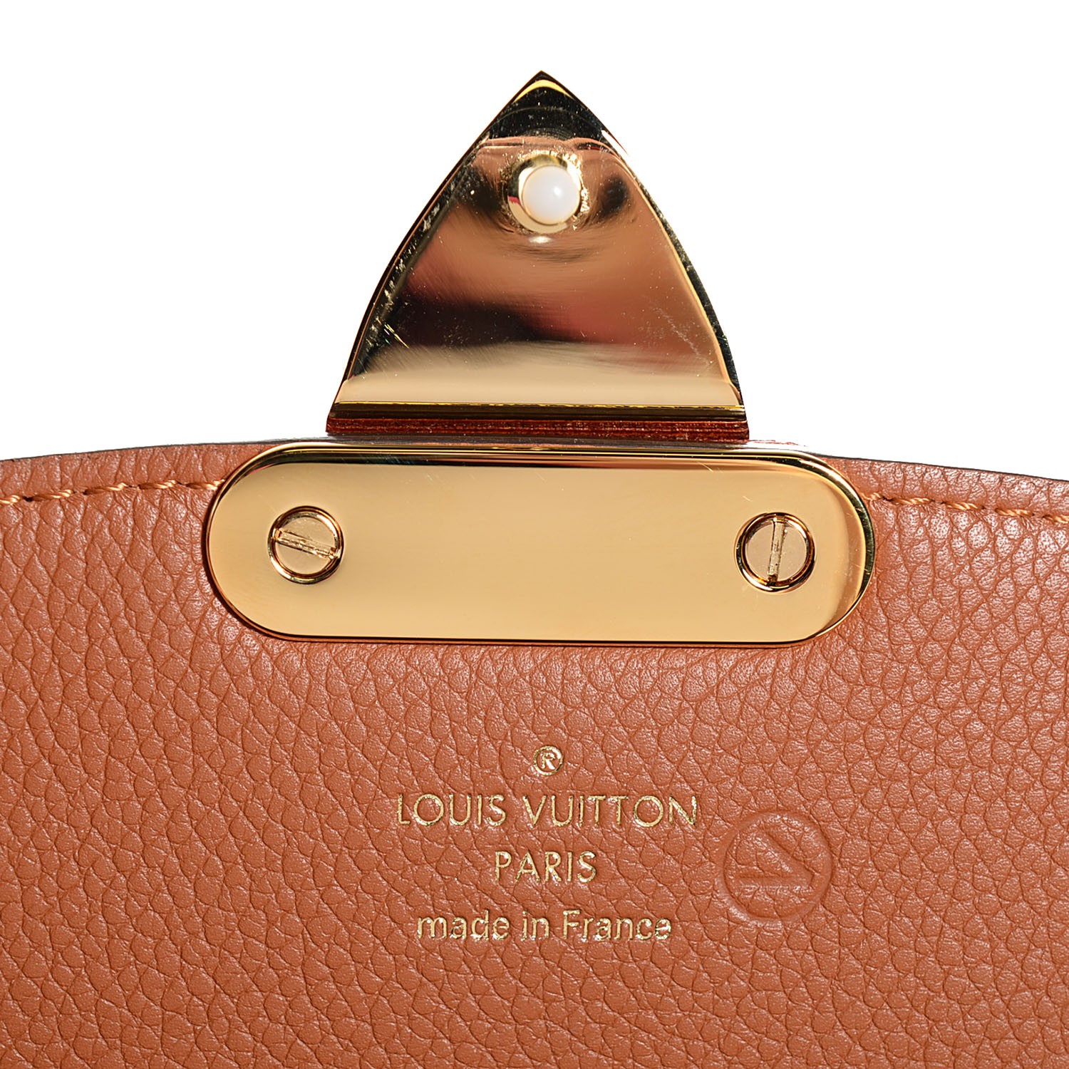 louis vuitton coussin camel