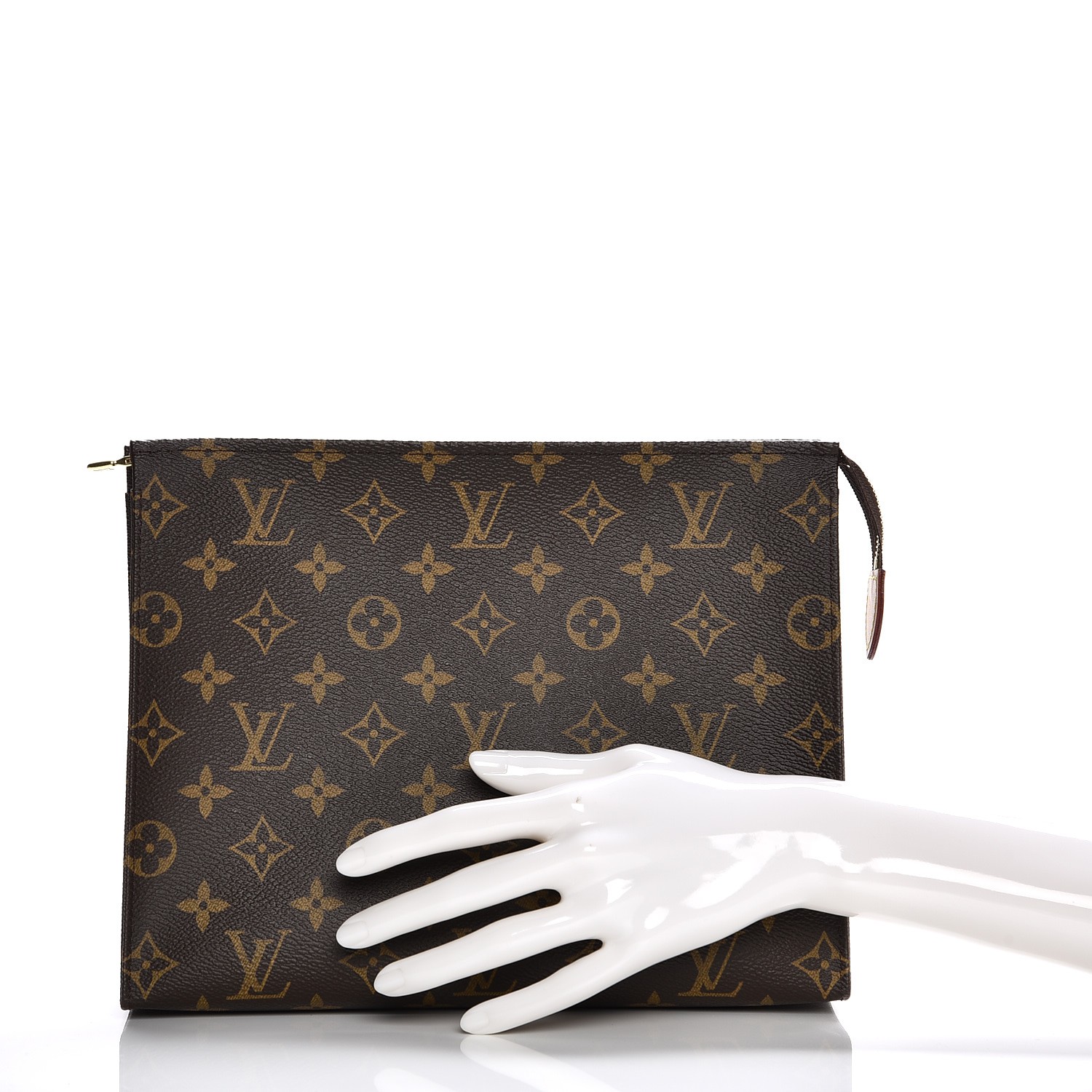 toiletry pouch 26 louis vuitton price