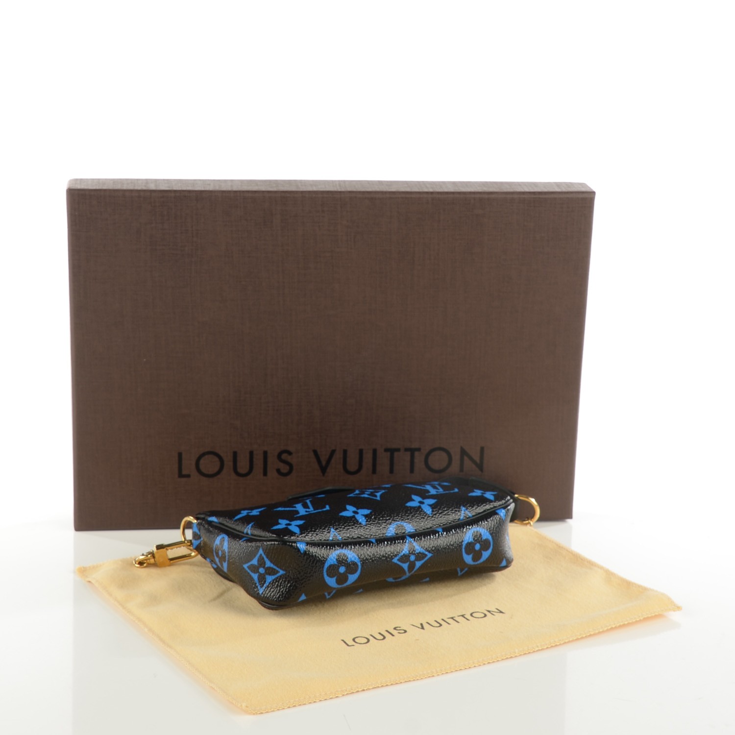 louis vuitton blue mini pochette