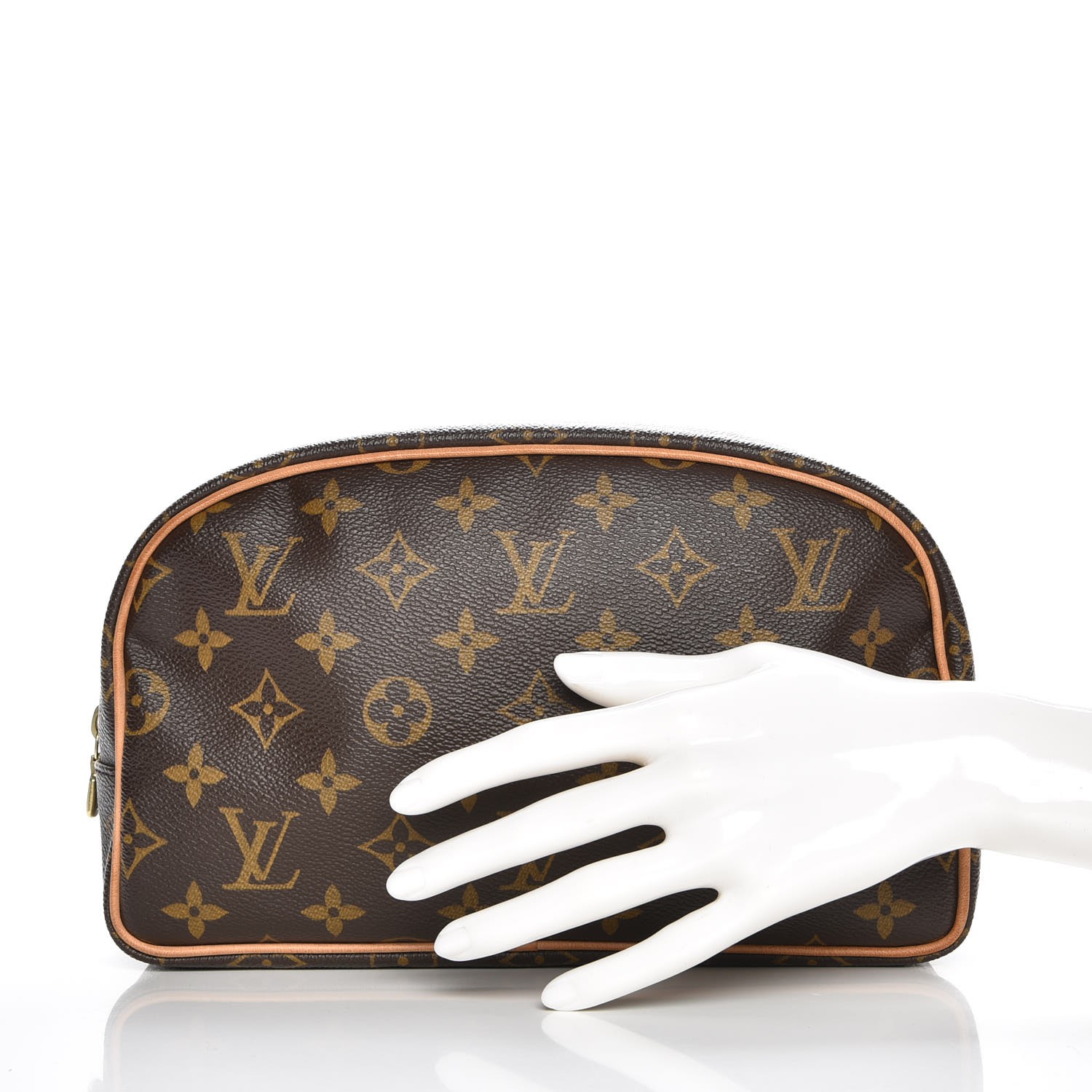 Louis Vuitton, Bags, Louis Vuitton Monogram Toiletry Bag 25