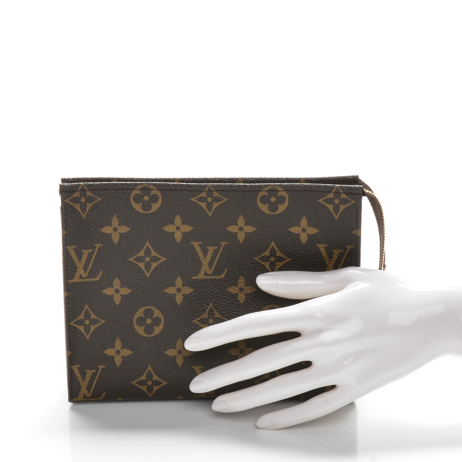 louis vuitton toiletry pouch 19 selfridges