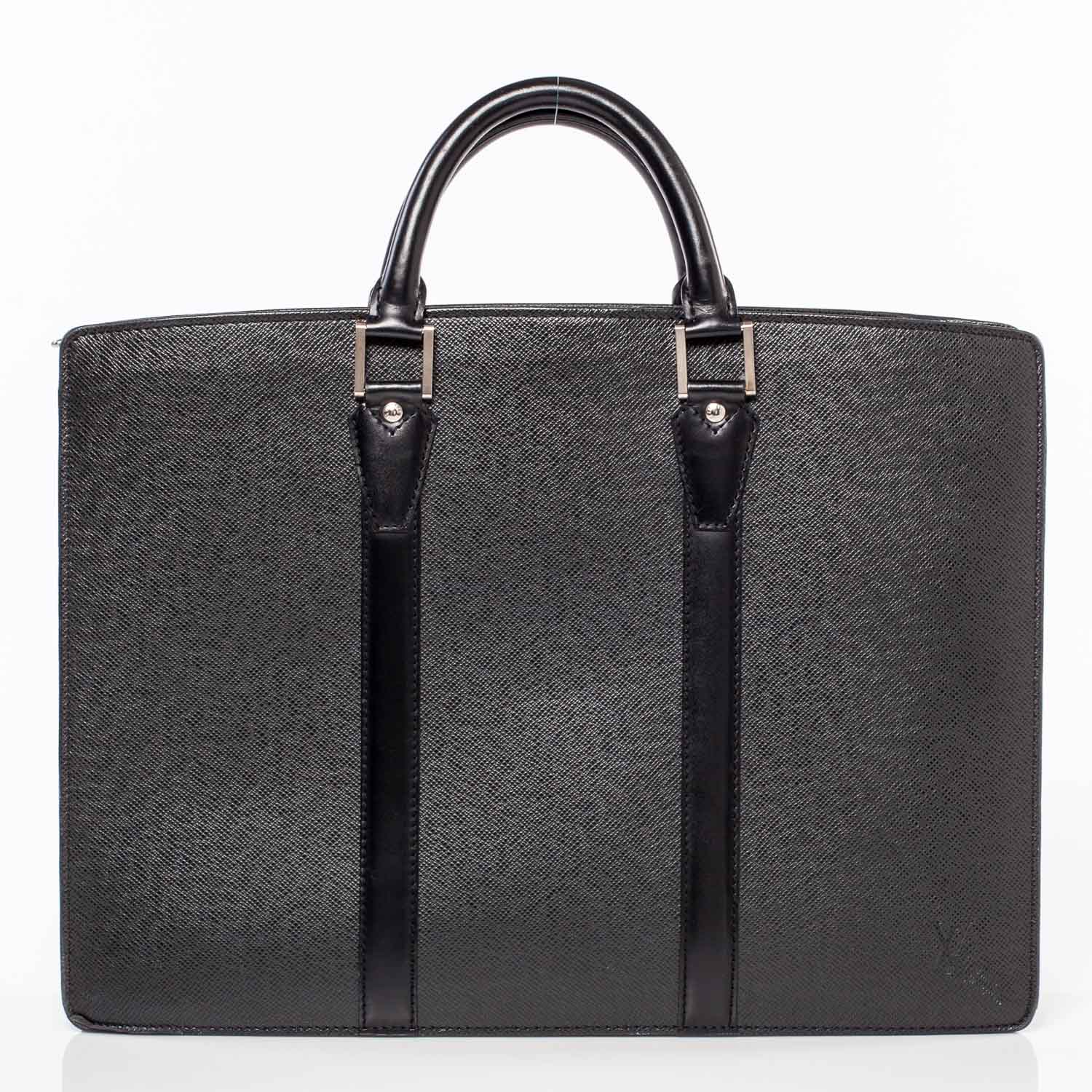 louis vuitton taiga lozan briefcase