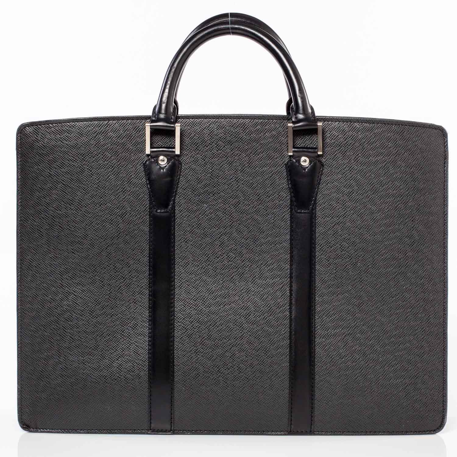 louis vuitton taiga lozan briefcase