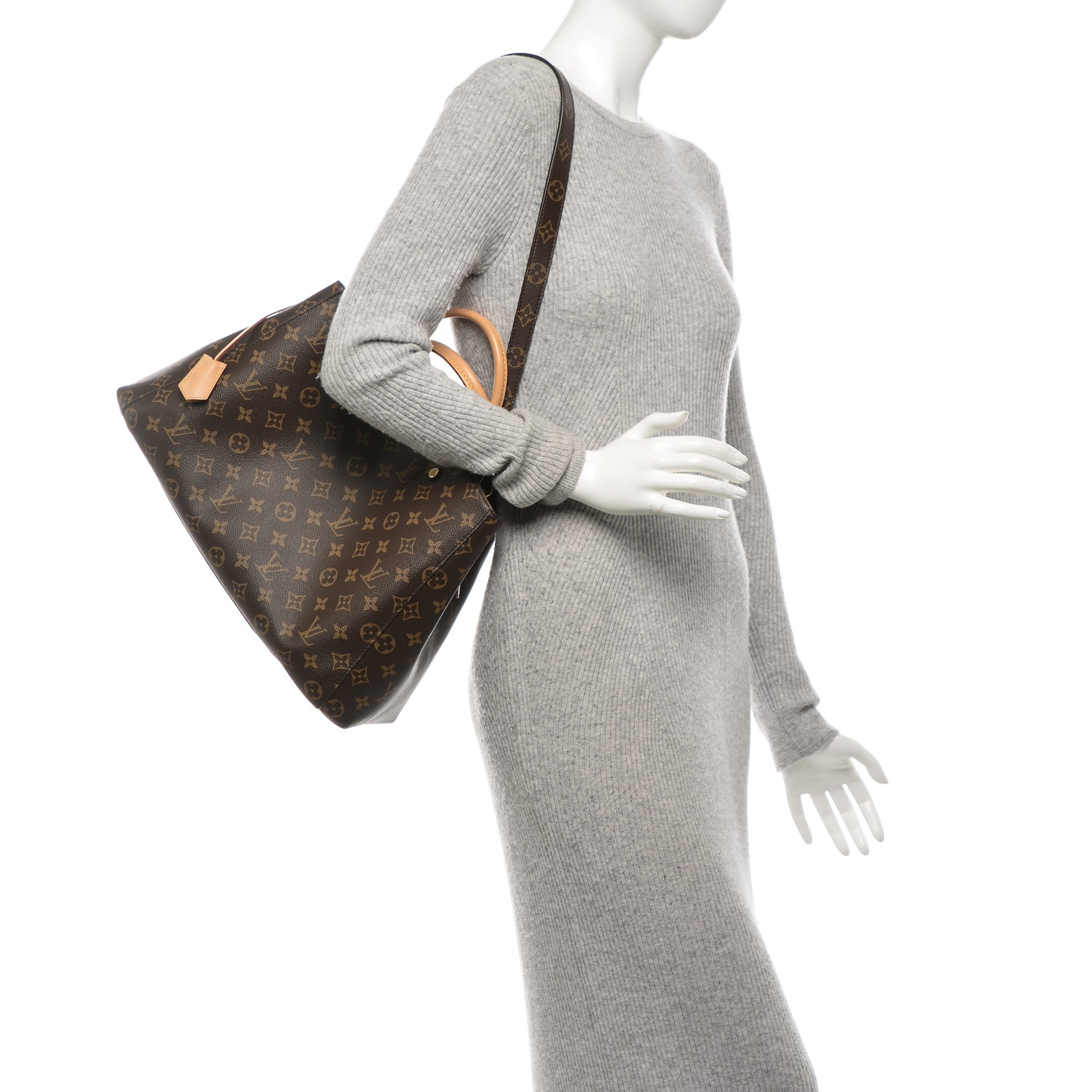 LOUIS VUITTON Monogram Montaigne GM 200960