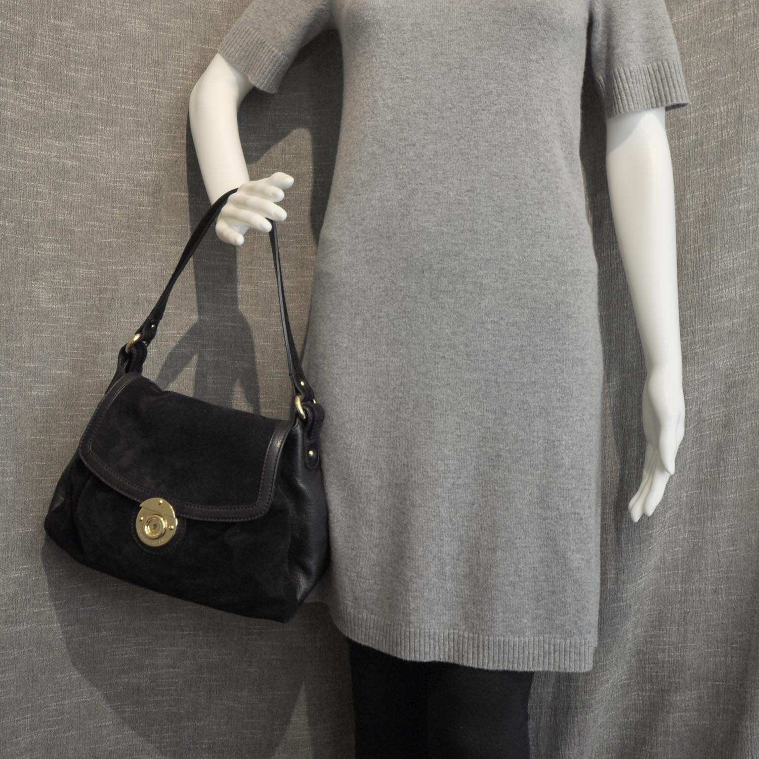 black medium kate shoulder bag