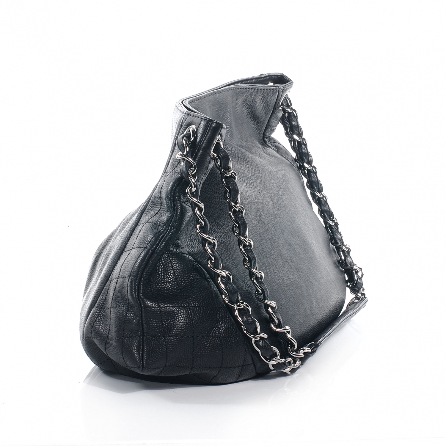 chanel black caviar shoulder bag