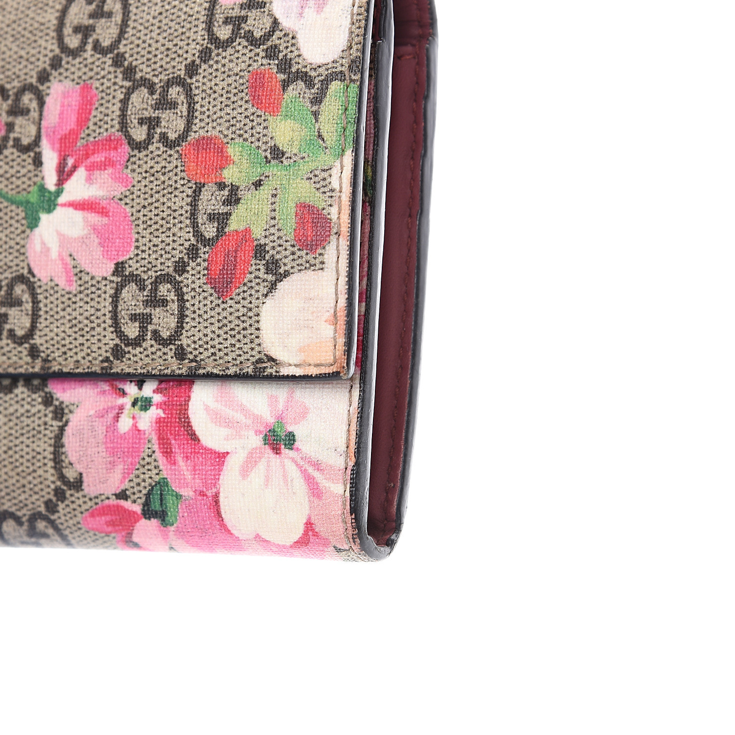 gucci gg supreme monogram blooms