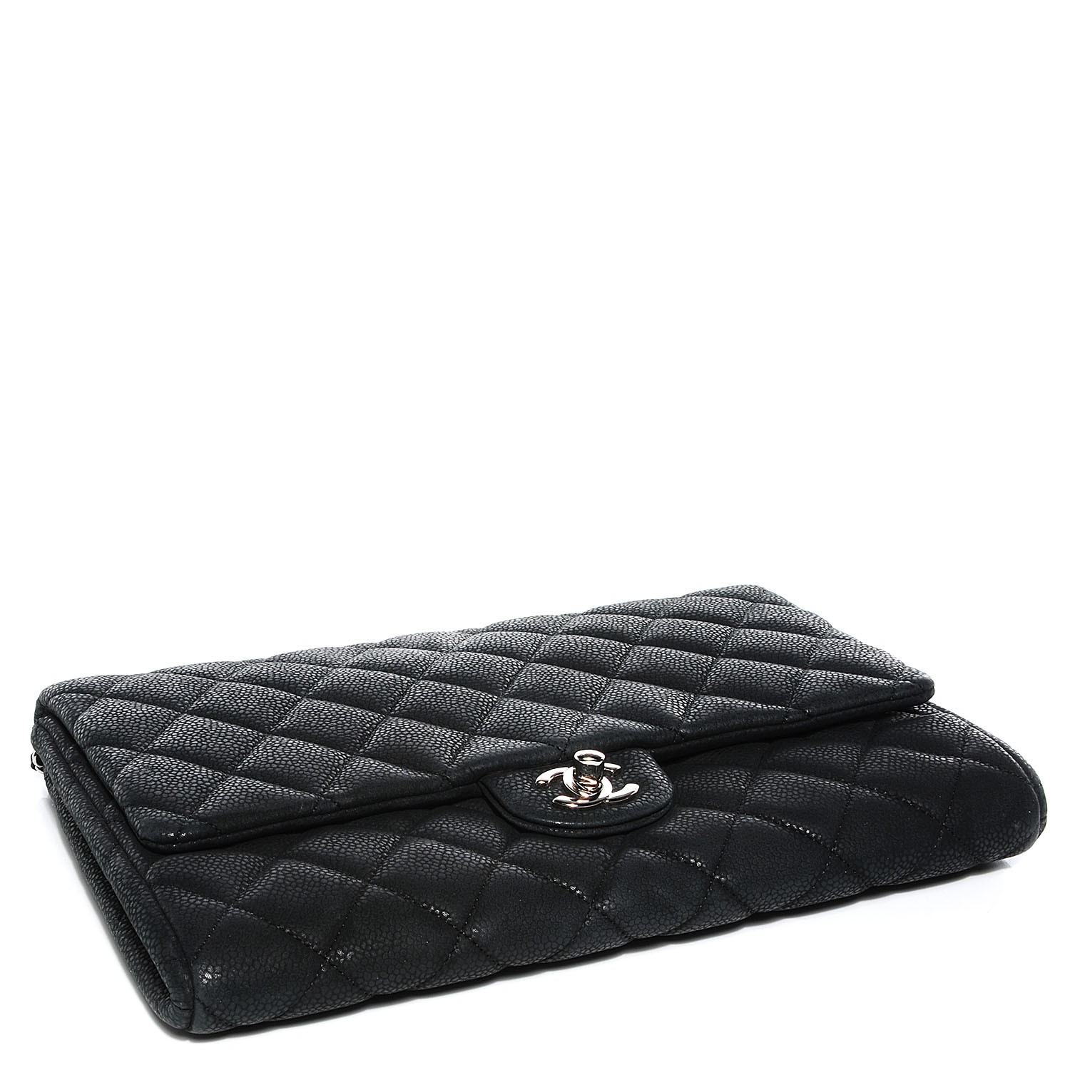 chanel quilted clutch