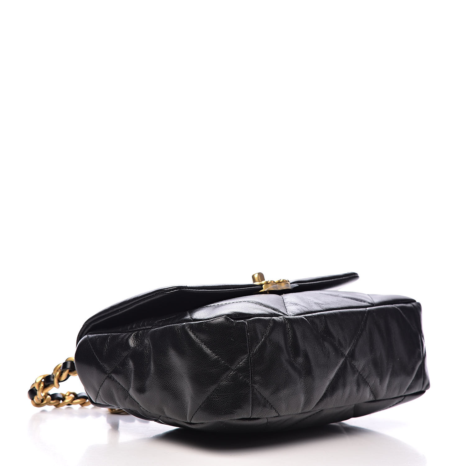 goatskin quilted medium chanel 19 flap black