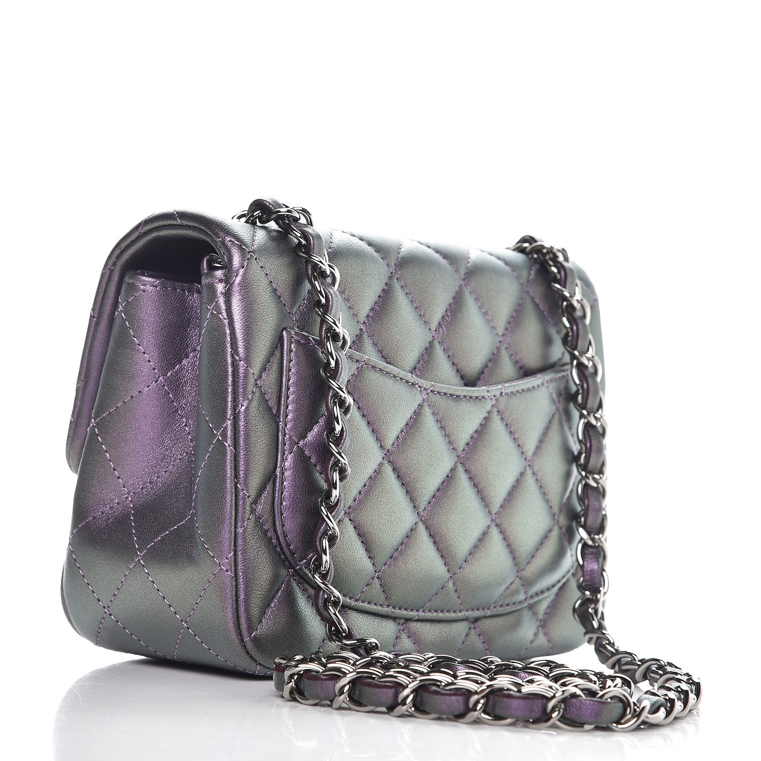 chanel iridescent lambskin quilted bag