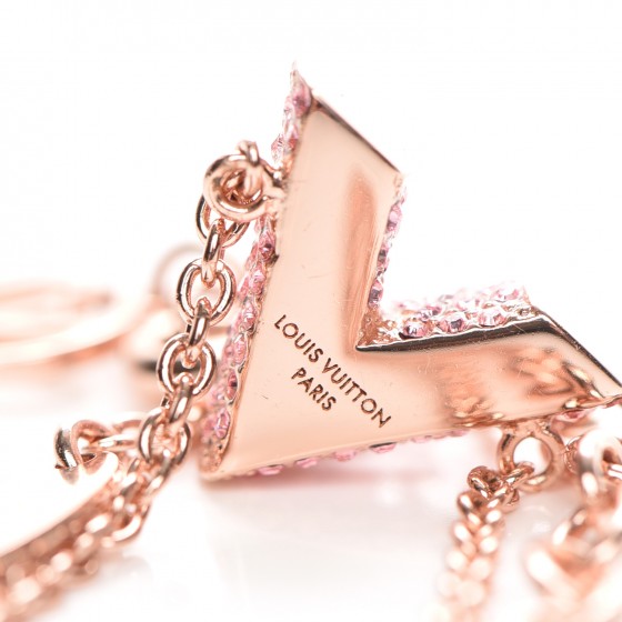 Louis Vuitton Essential V Sautoir Necklace - ShopStyle