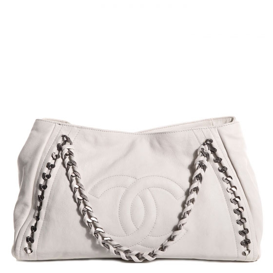 chanel chain tote