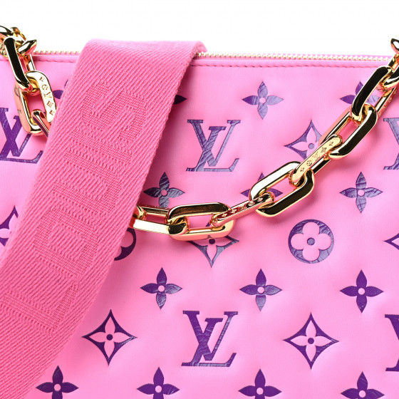 pink coussin lv