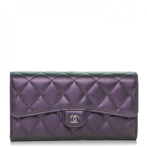 chanel iridescent lambskin quilted bag