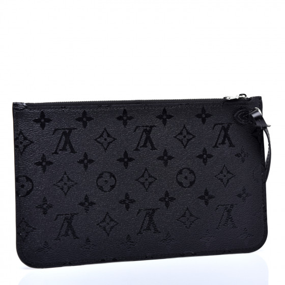 lv x uf pochette