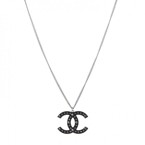 chanel logo silver necklace