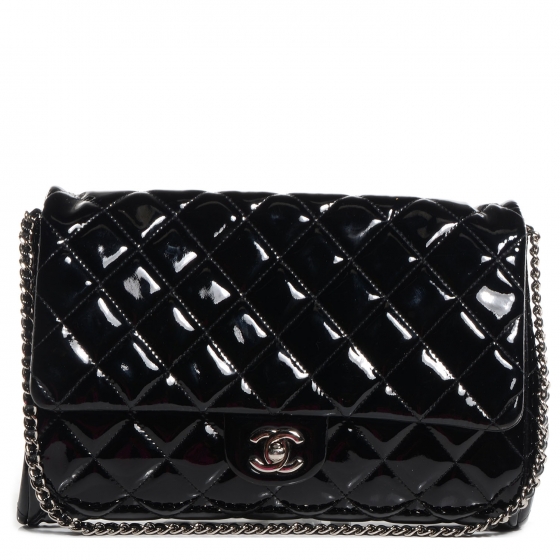 chanel clutch flap